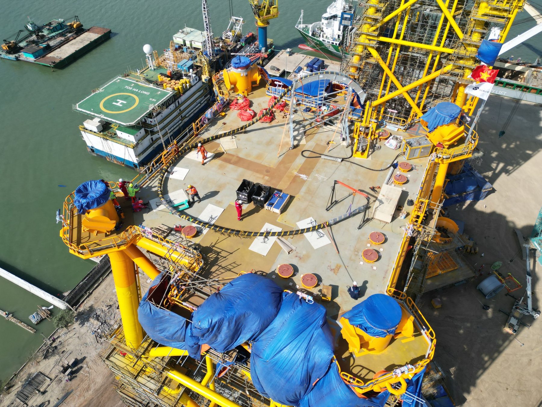 Offshore vessel operations